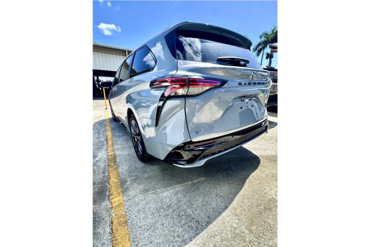 Toyota Sienna