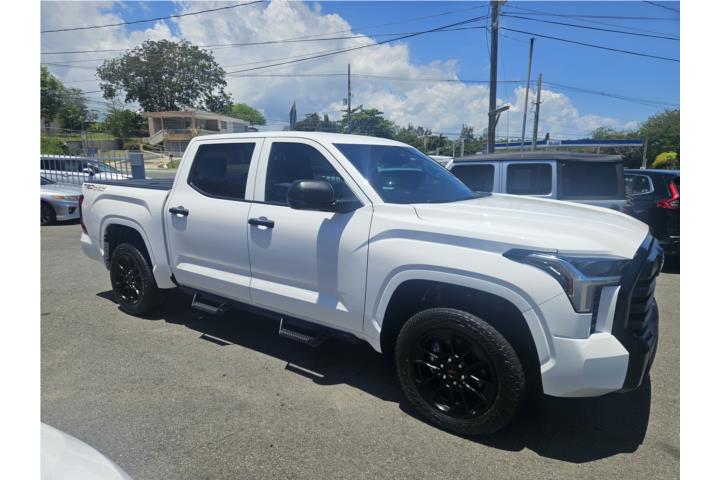 TOYOTA TUNDRA 2024 4X4
