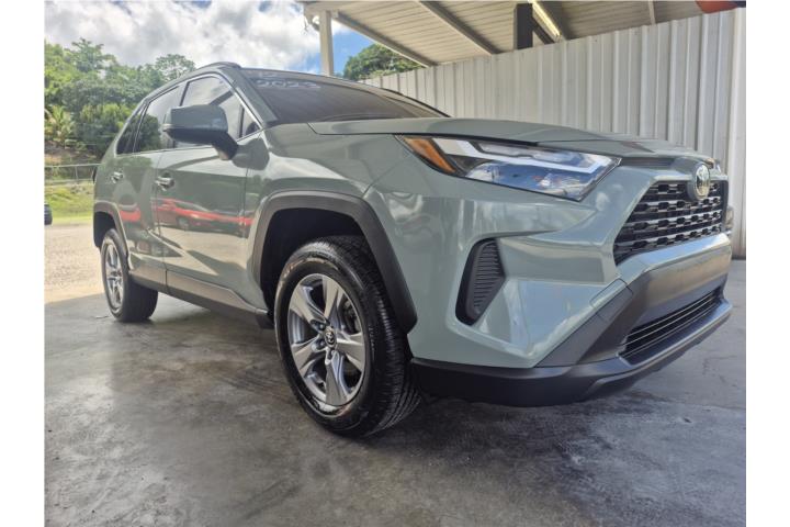 Toyota Rav4 XLE 2023 como nueva!