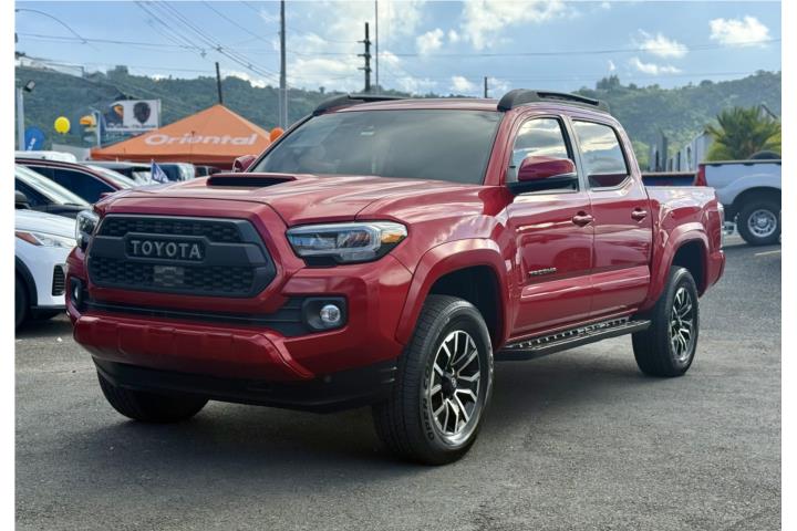 TOYOTA TACOMA TRD SPORT V6 BARCELONA RED