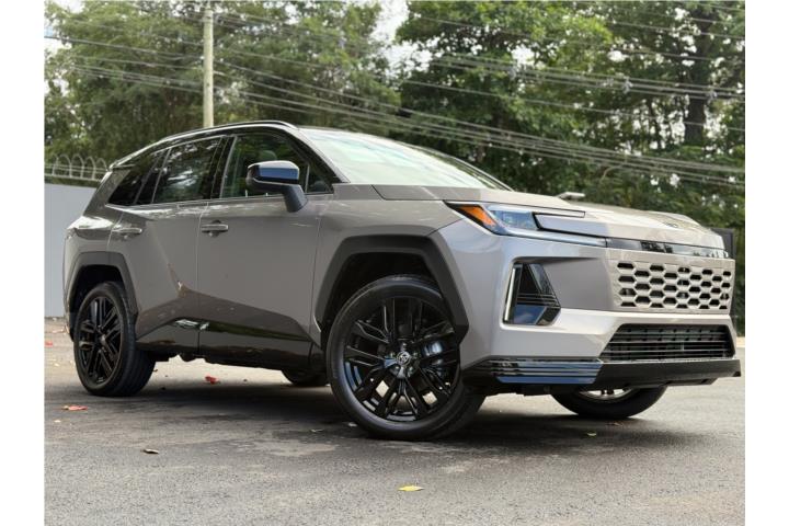TOYOTA RAV4 XSE AWD 2026