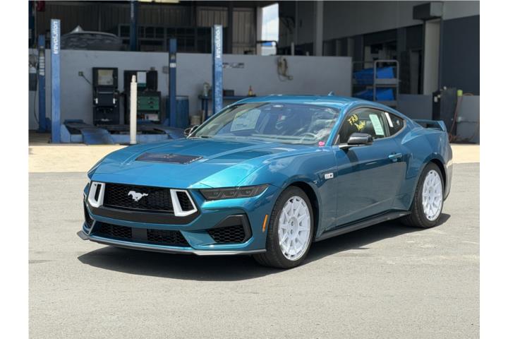 FORD MUSTANG GT PREMIUM FX 2026