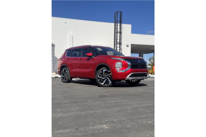 MITSUBISHI OUTLANDER SEL 2023