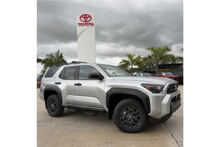 Toyota 4 Runner SR5 2026