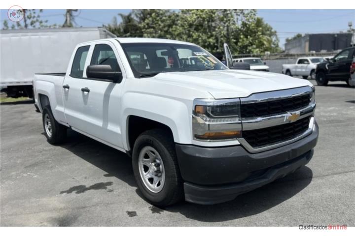 CHEVROLET SILVERADO 5.3L 2017 IMPORTADA