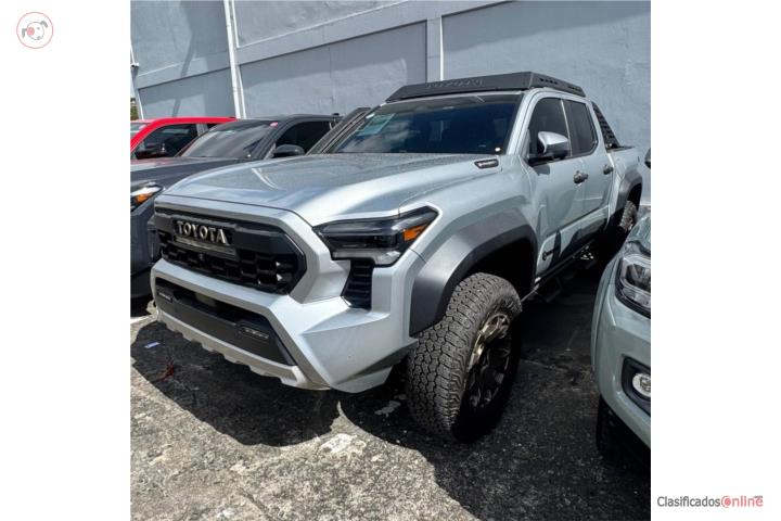 TOYOTA TACOMA TRAILHUNTER 2024 SOLO 6K MILLAS