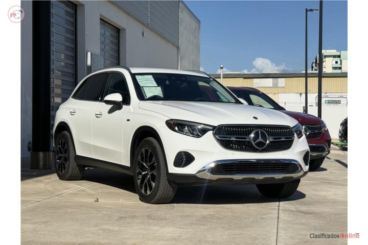 GLC350e 25 ExCompany Car Certificada