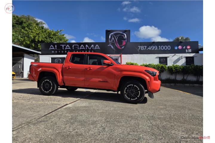 TOYOTA TACOMA TRD SPORT 2024