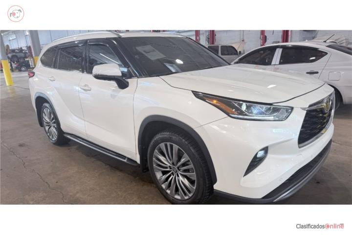 Toyota Highlander Plat. Año 2021/787-300-7399