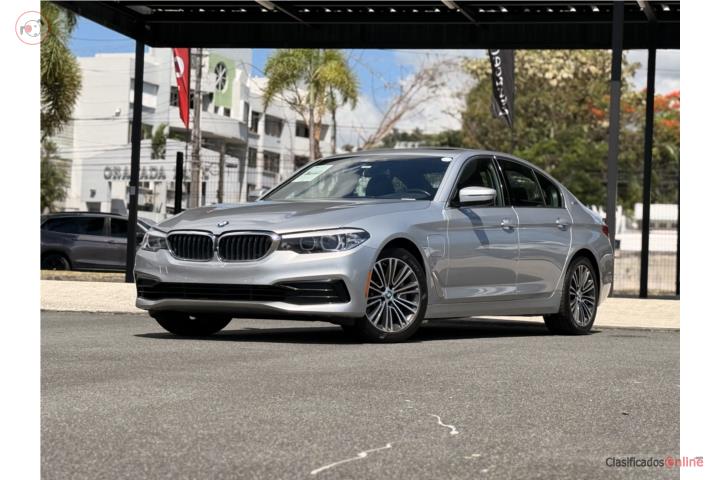Bmw 530e 2019  42,103 millas  CLEAN CARFAX