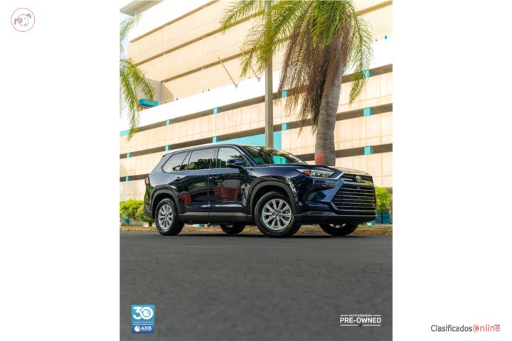 PRE-OWNED/ Toyota Gran Highlander XLE 2024