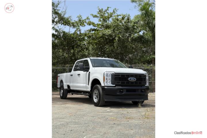 FORD F250 SUPER DUTY 2024