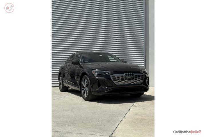 Audi Q8 Sportback e-tron 2024
