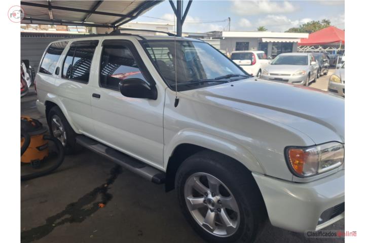 Nissan Pathfinder 2004