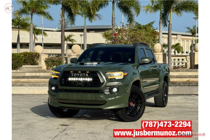 TOYOTA TACOMA TRD SPORT ! CUSTOM !