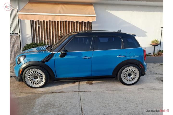 MINI COOPER COUNTRYMAN 2016  $15,500