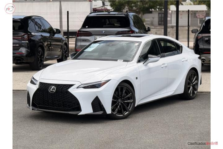 Lexus Is 350Fsport 2025 • 2,006 millas