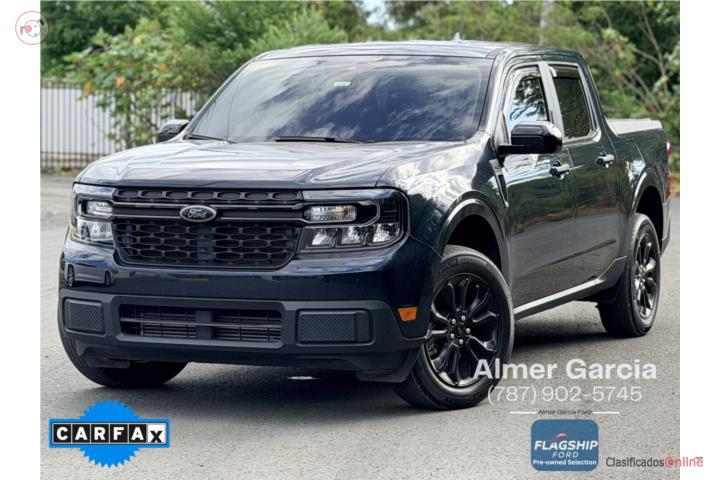 2023 Ford Maverick XLT Black Package