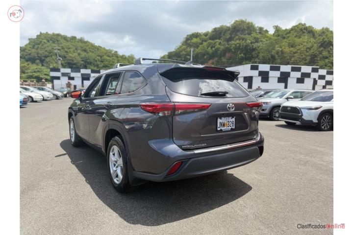 Toyota Highlander LE 2020