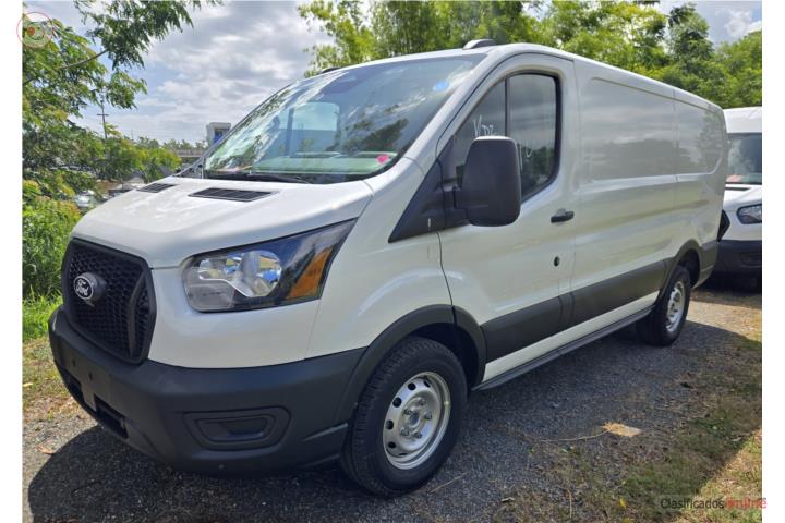 Ford Transit 150 2026 LowRoof 130w/l blanca