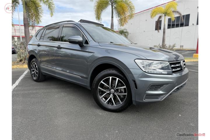 2021 VOLKSWAGEN TIGUAN SE