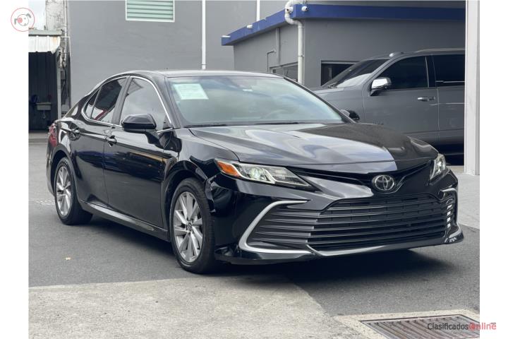TOYOTA CAMRY LE 2021