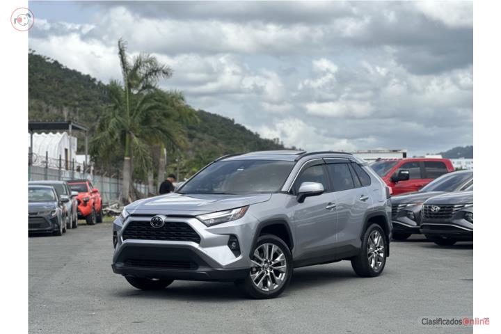 Toyota Rav4 XLE PREMIUM 2024