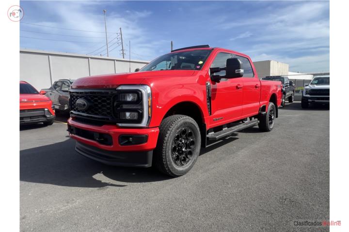 Ford F-250 XLT Panorámica 2026