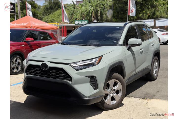 TOYOTA RAV4 XLE 2025