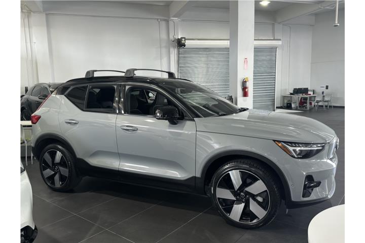 Volvo XC40 Recharge Twin 2024