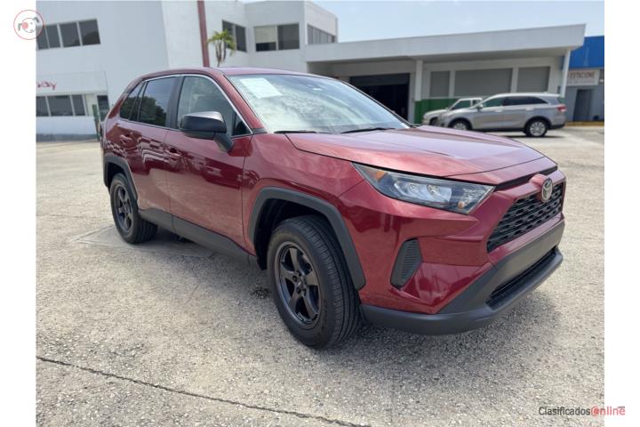 Toyota RAV4 LE 2022