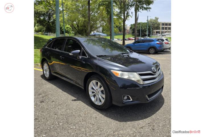Toyota Venza LE 2013