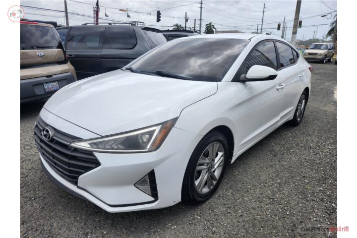 2020 HYUNDAI ELANTRA  55 MIL MILLAS $8995