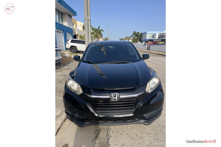 Honda HRV 2017 $8,000