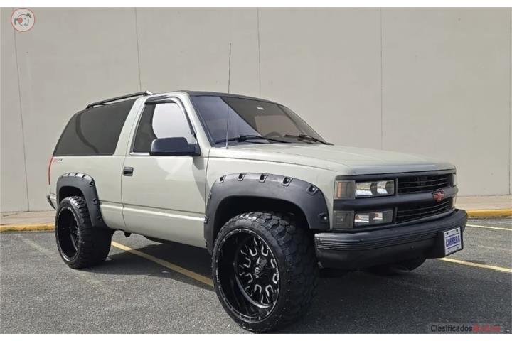 1996 Chevrolet Tahoe Base
