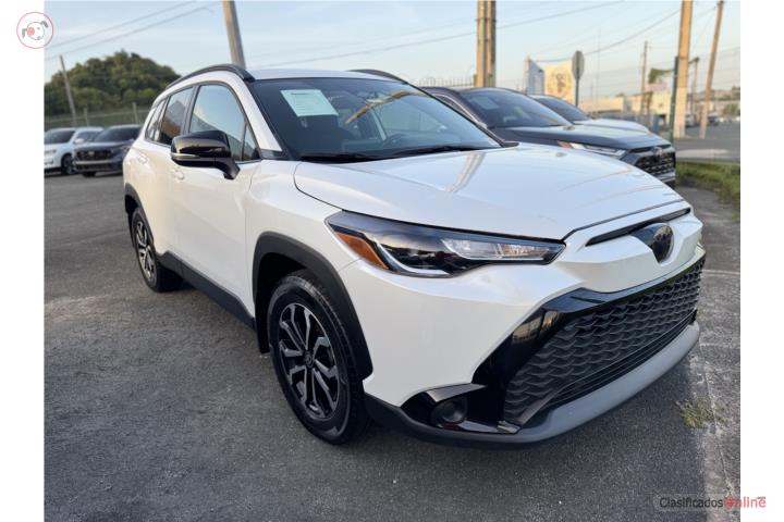 Toyota Corolla Cross SE AWD 2025