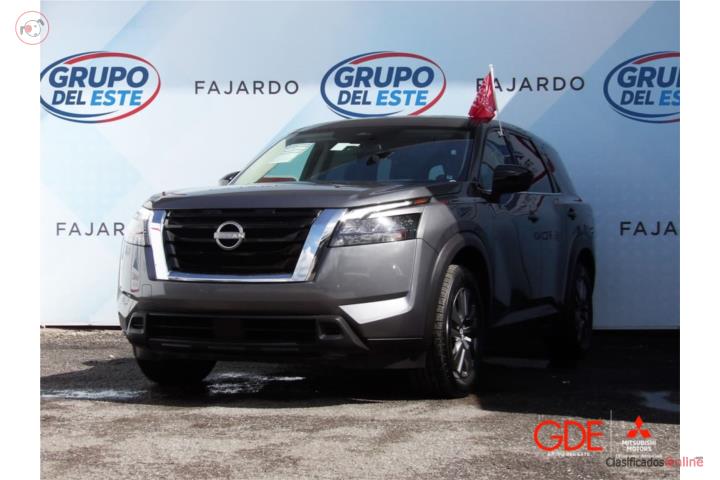 2024 Nissan Pathfinder S