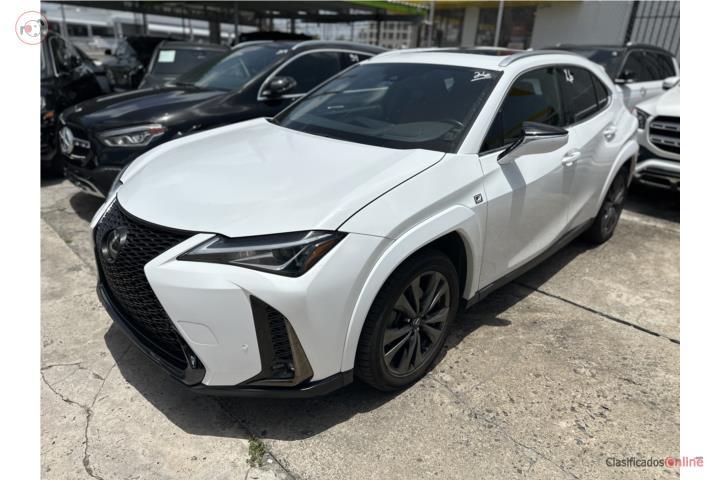 2022 UX-200 F  INMACULADA SOLO 34K MILLAS