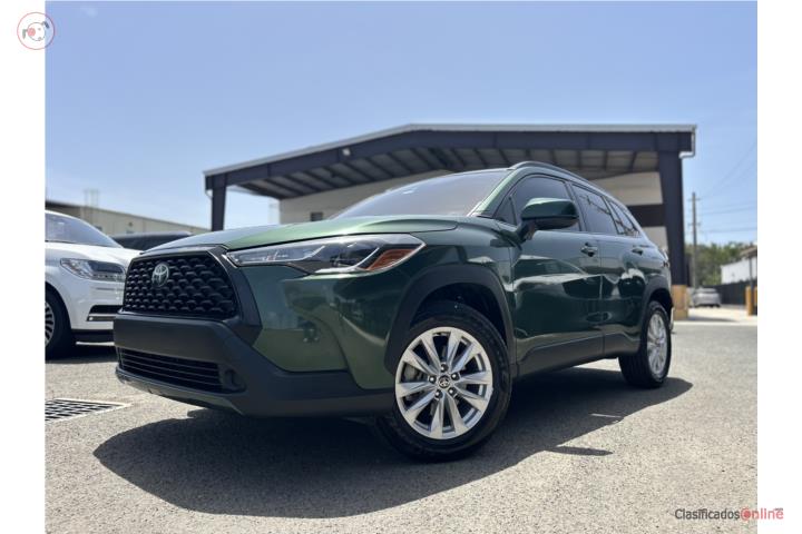 2023 Toyota Corolla Cross LE, CLEAN!