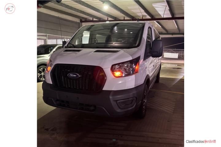 2023 Ford Transit Passenger Wagon T350