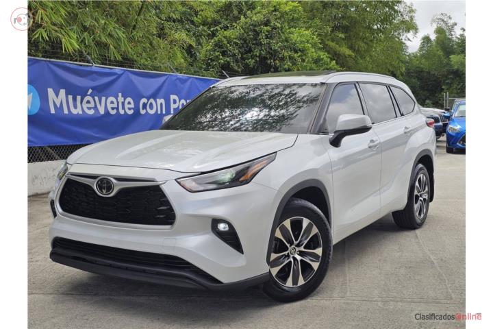 TOYOTA HIGHLANDER / XLE / 3 FILAS
