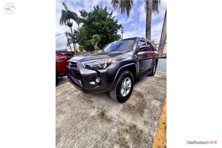 TOYOTA 4RUNNER SR5 2023