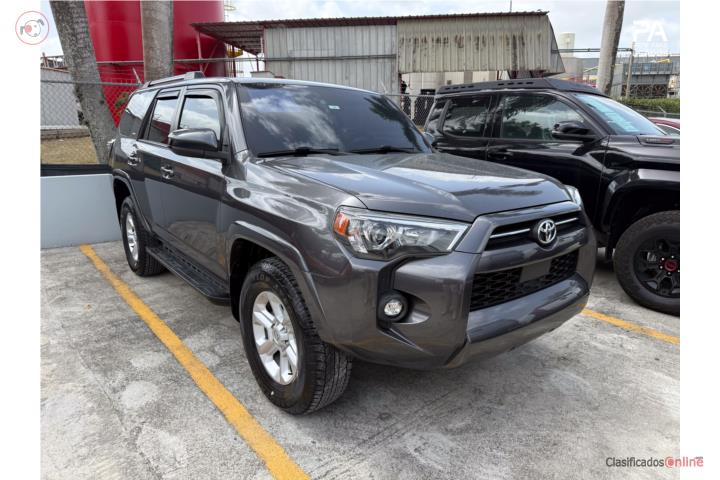 Toyota 4Runner SR5 2023