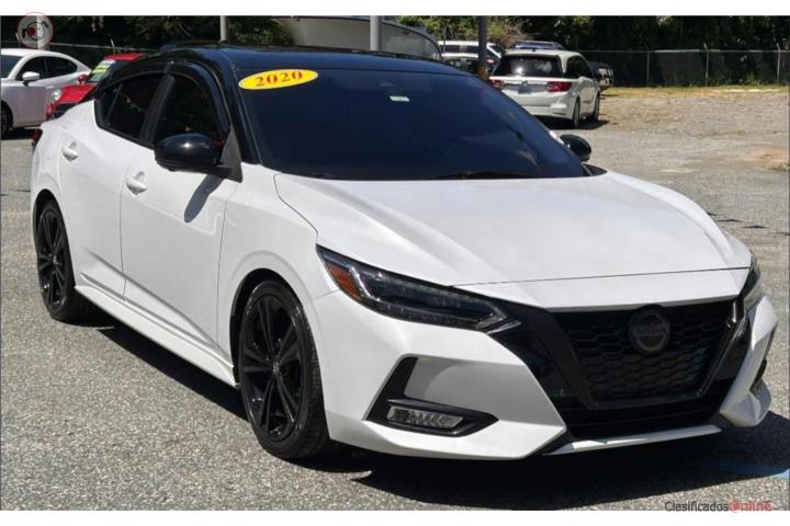 Nissan Sentra SR 2020  ¡Solo $18,995!