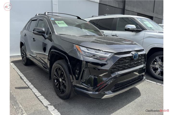 ¡2024 TOYOTA RAV4 SE HYBRID - PREOWNED!