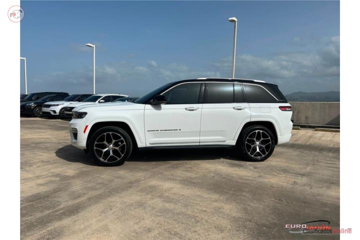 Grand Cherokee Summit Reserve