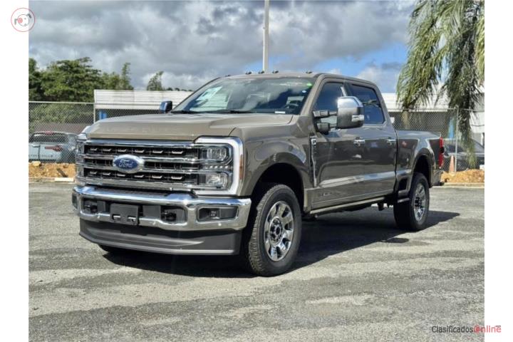 FORD F-250 KINGRANCH FX4