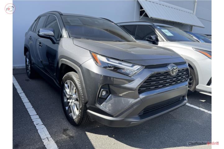 ¡TOYOTA RAV4 XLE PREMIUM 2025!