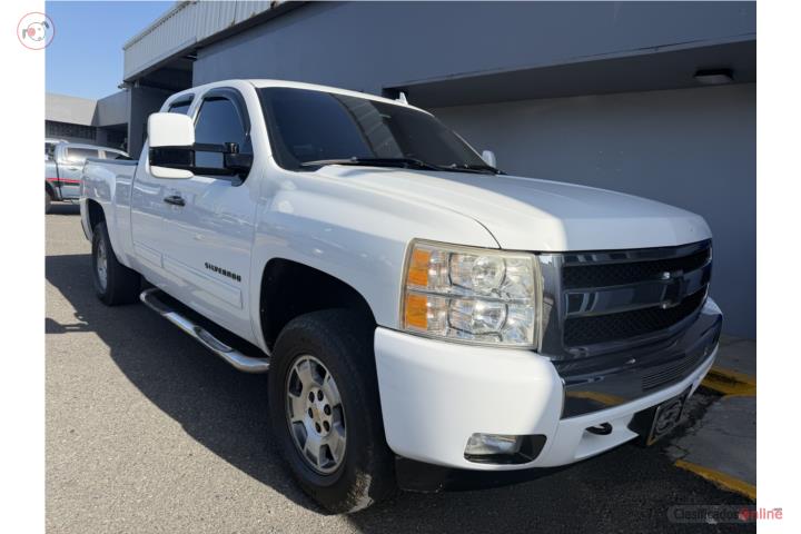 CHEVROLET SILVERADO LT 2010