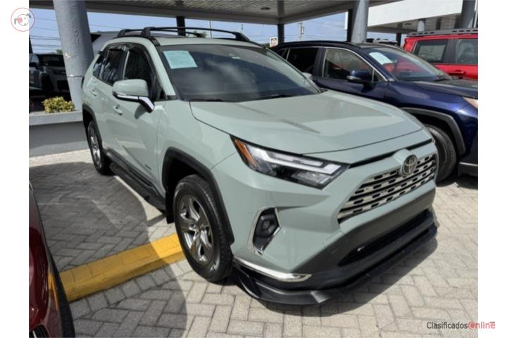 2023 TOYOTA RAV4 XLE